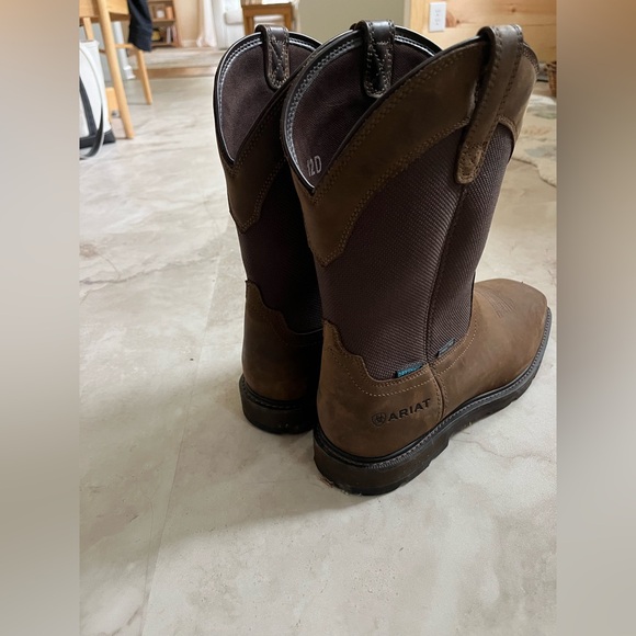 Ariat Groundbreaker Wide Square Toe Waterproof Steel Toe Work Boot - Picture 2 of 8